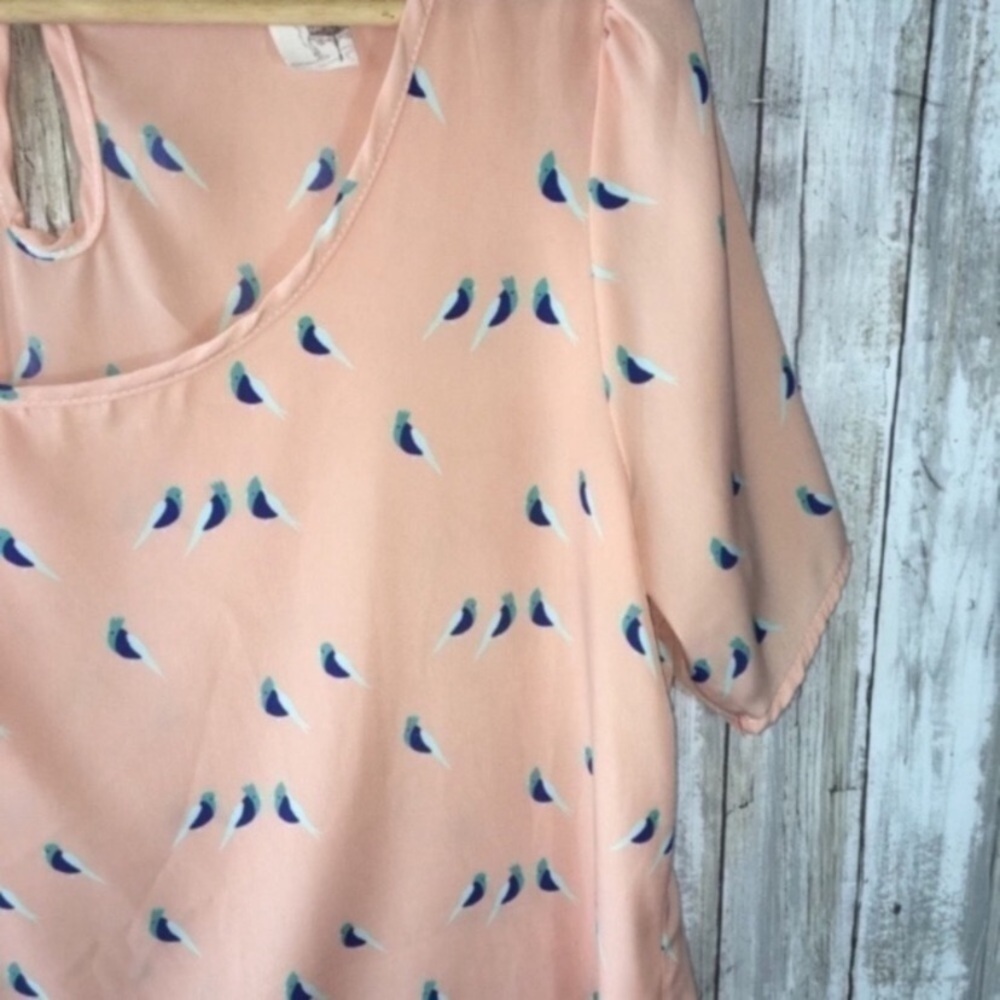 Francescas Pink Bird Blouse - Picture 2 of 5